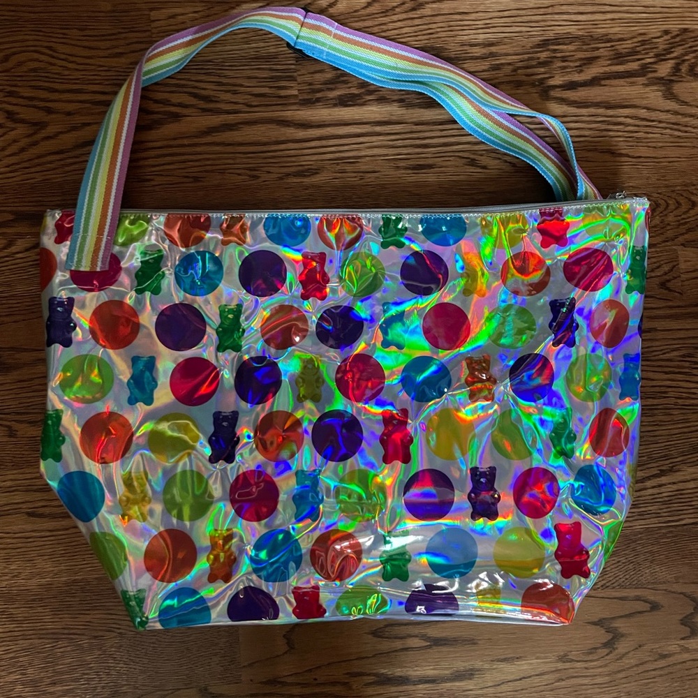 iScream Weekender Bag - Picture 1 of 3